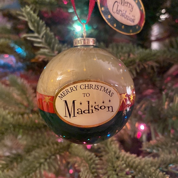 Hallmark Christmas Madison ornament - Picture 2 of 3